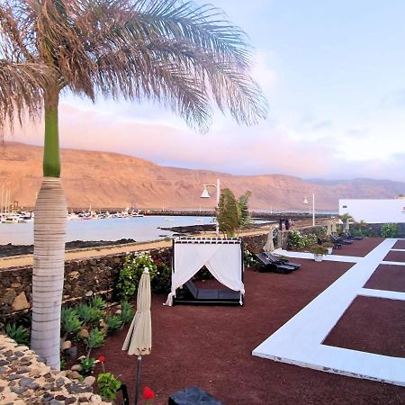 La Graciosa Camelia Beach Vistas Mar Caleta de Sebo Buitenkant foto